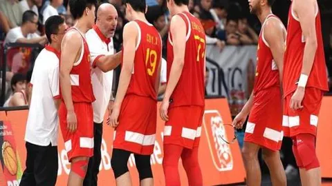 利物浦斯洛特时代首战英超默契僵局，利兹联0-0闷平！