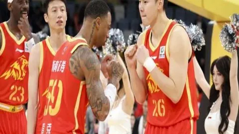 滕哈格谈年轻球员：指责不易接受，直言可能更有效，热议不断，38跟帖热议